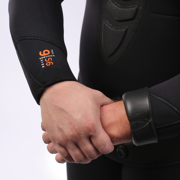 Couteau de plongée et de chasse sous-marine 215 WL