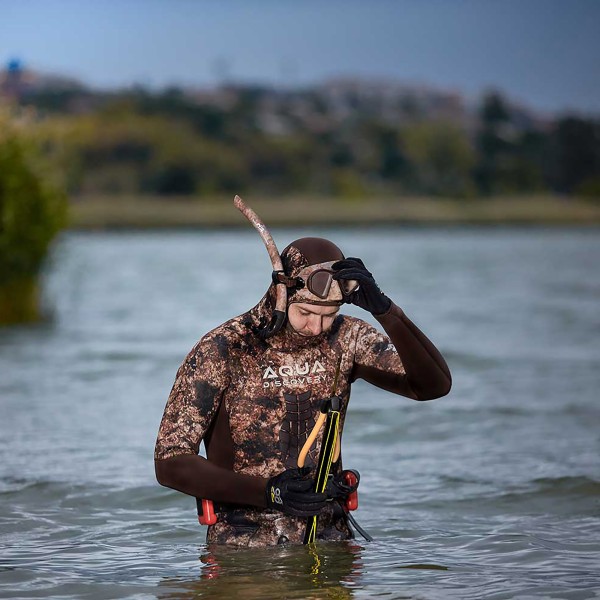 Couteau de plongée et de chasse sous-marine 215 WL